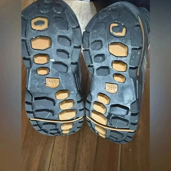 Sorel Sneaky Pete boots - Picture 6 of 7